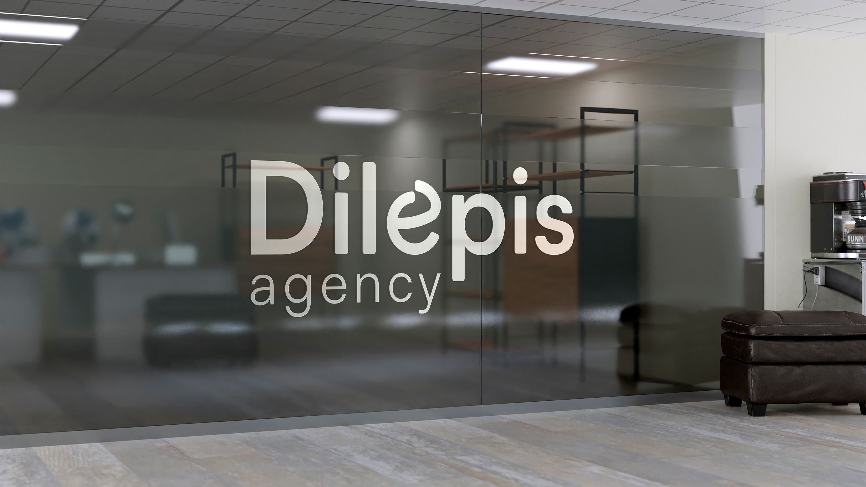 grande vitre dans un bureau avec un sablage au logo de dilepis
